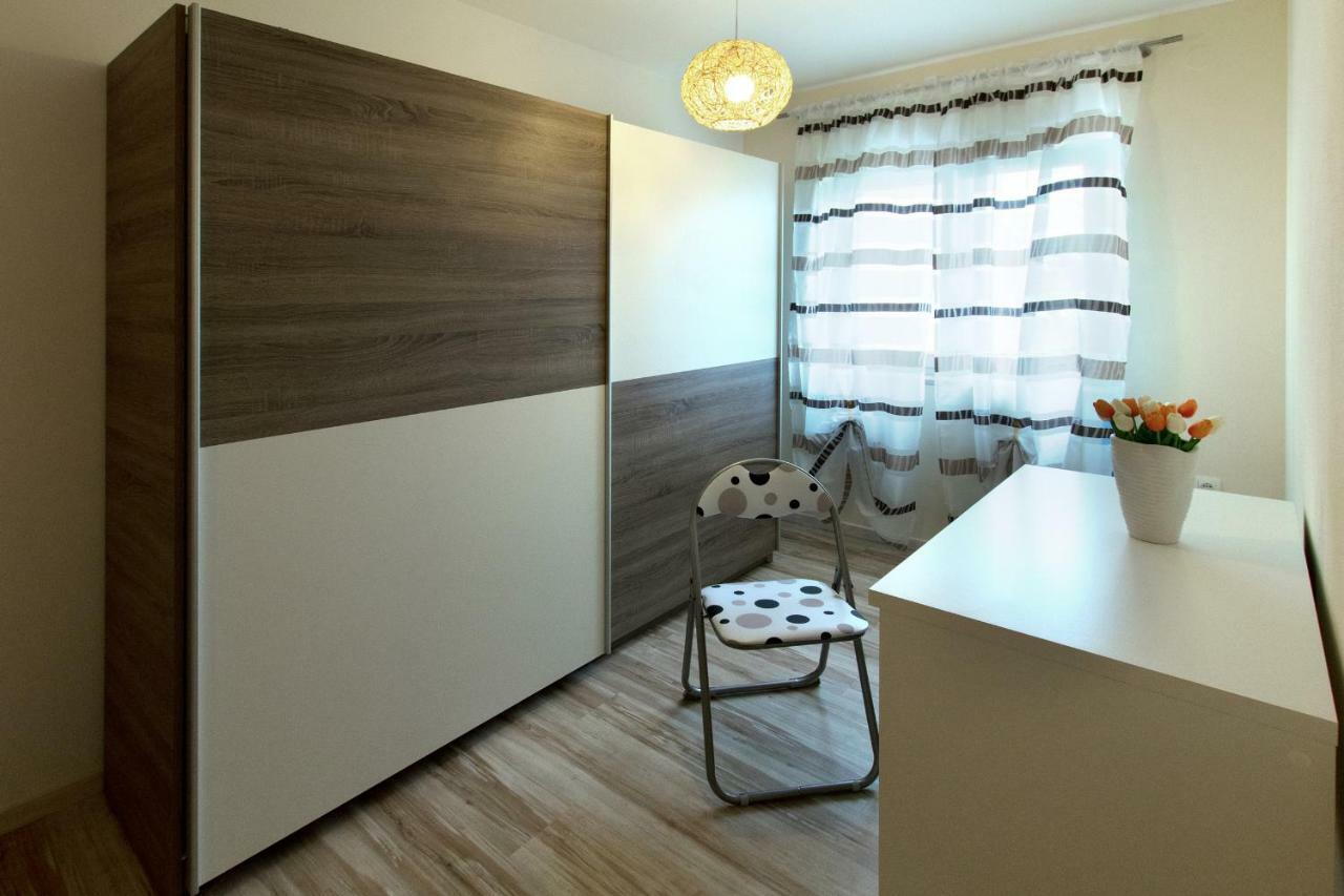 Apartment Valmas Pula Exteriör bild
